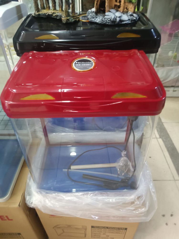 246(L)X180(W)X290(H) MM TEPE SUMP MOTORLU VE LAMBALI RS MARKA AKVARYUM KUTU ÖLÇÜLERİ - Görsel 4